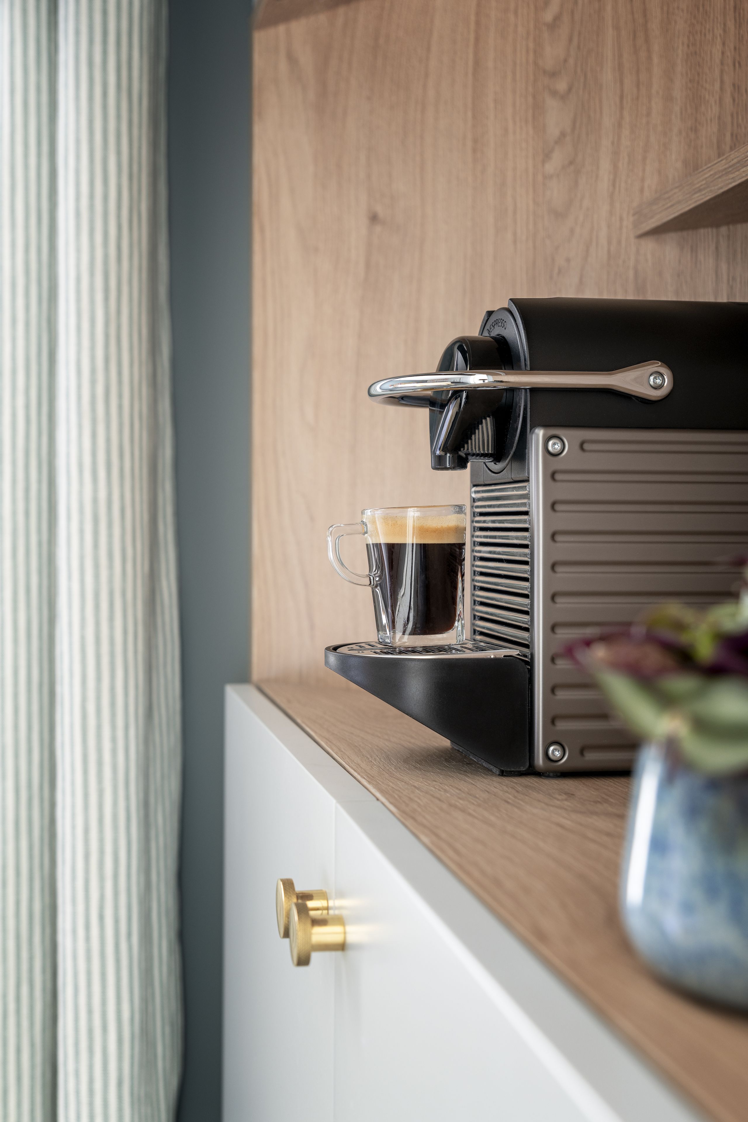 premium bedding, in-room safe, desk, laptop workspace