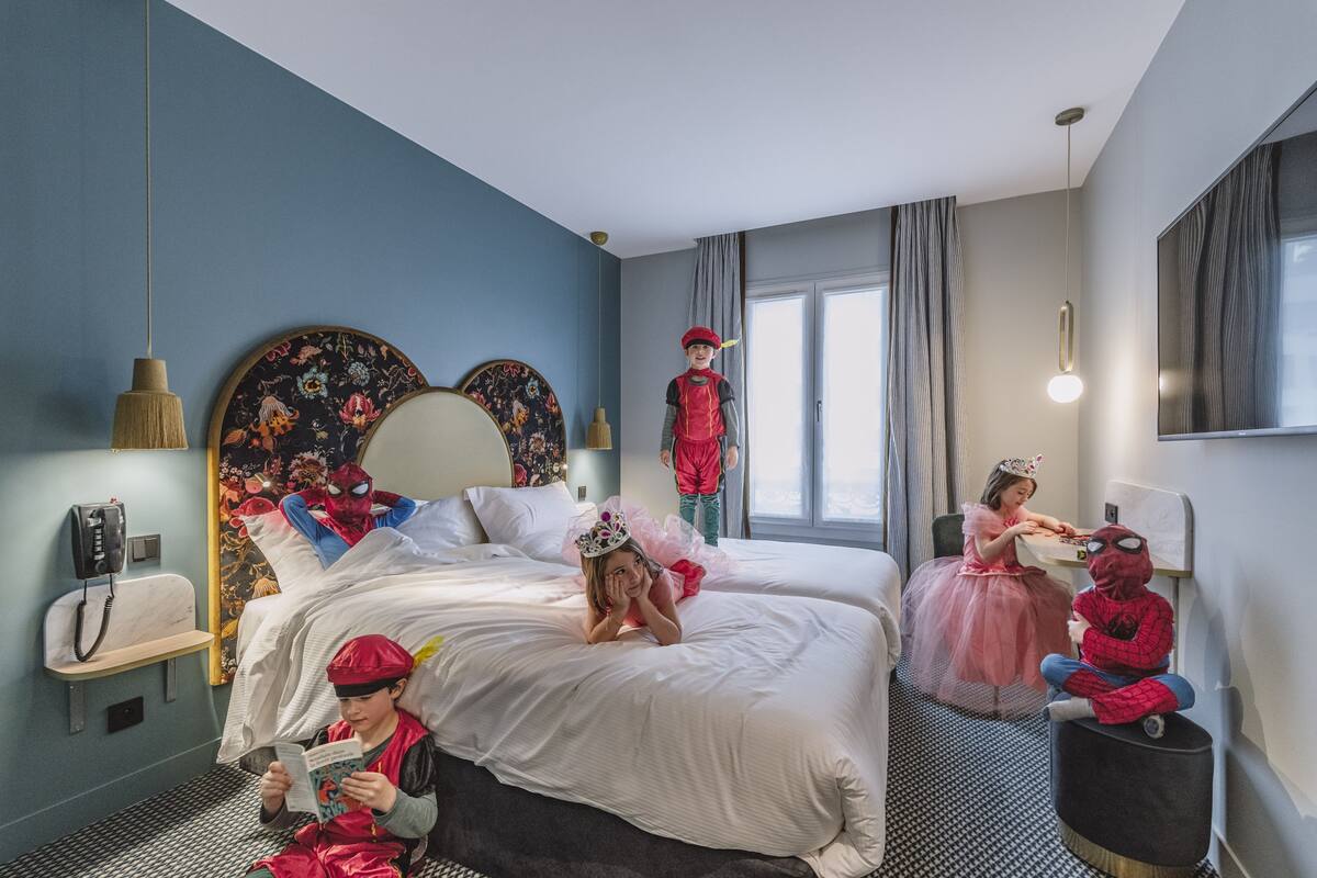 Premium bedding, in-room safe, desk, laptop workspace