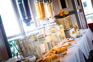 Daily buffet breakfast (EUR 14 per person)