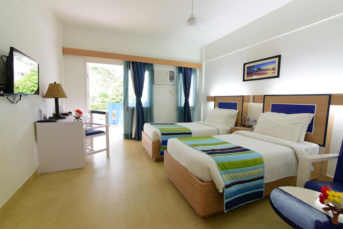 Superior-Doppel- oder -Zweibettzimmer
