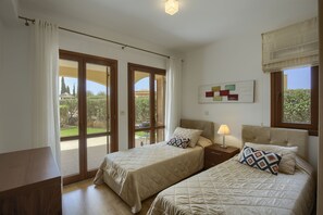 Apartment, 3 Bedrooms | In-room safe, individually decorated, individually furnished, desk