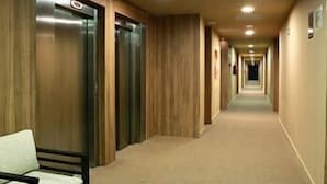Hallway - El Espinar (El Espinar)