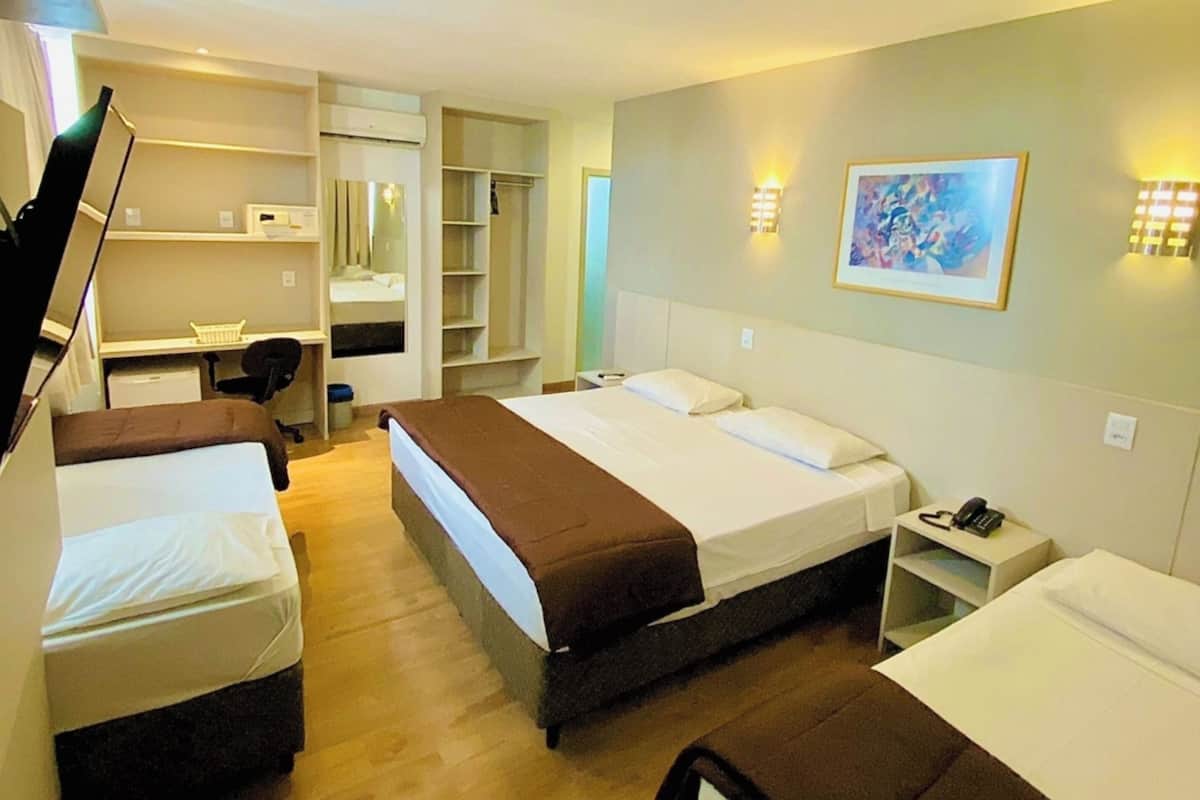 1 bedroom, desk, free WiFi, bed sheets