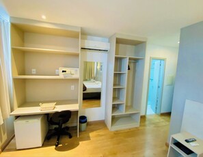 Premium Familia / Quadruplo | 1 bedroom, desk, free WiFi, bed sheets