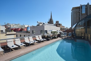 야외 수영장, 일광욕 의자