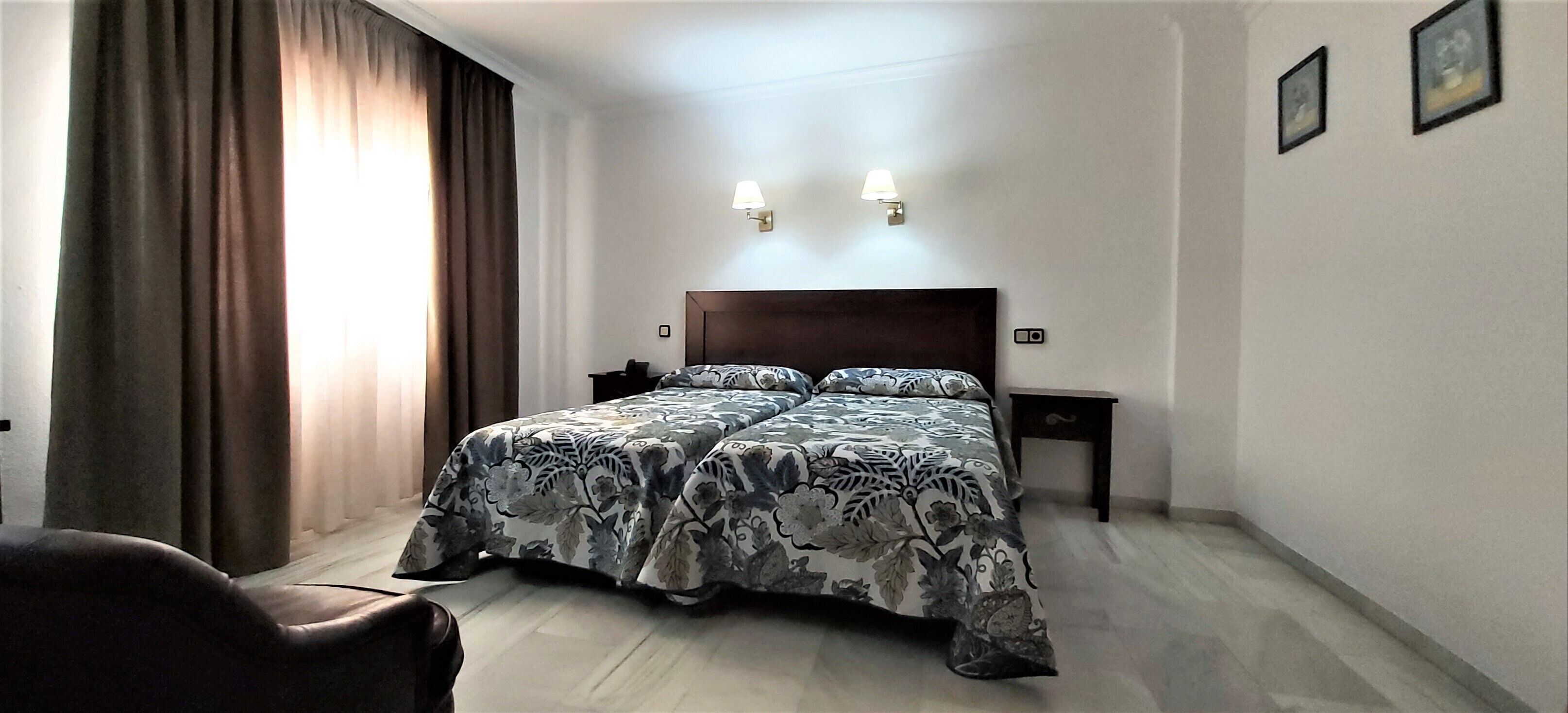 Habitación estándar | Escritorio, insonorización, cunas y wifi gratis 