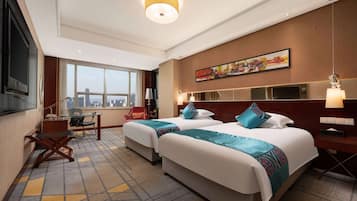 In-room safe, desk, iron/ironing board, free WiFi