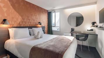 Standard Room, 1 Double Bed | Pillow-top beds, individually decorated, individually furnished, desk