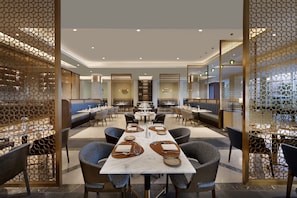 2 restaurants, breakfast, lunch, dinner served; international cuisine