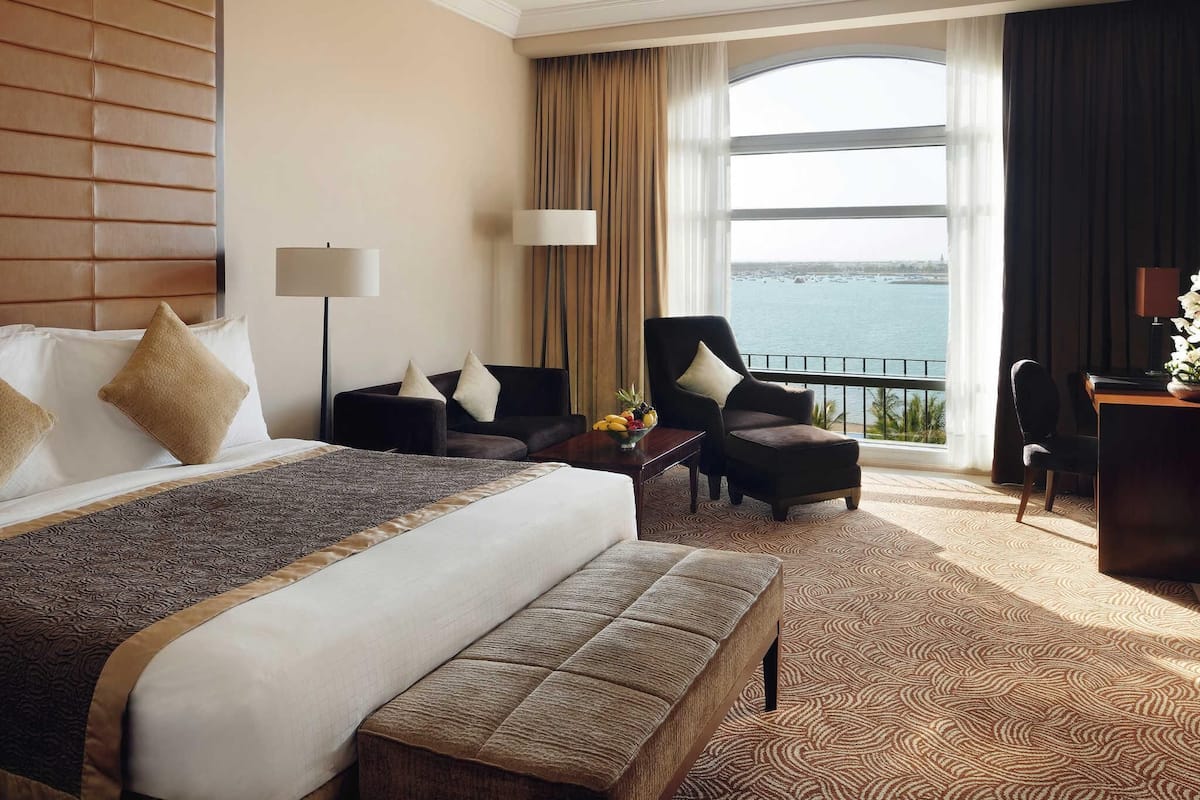 Free minibar, in-room safe, desk, blackout curtains