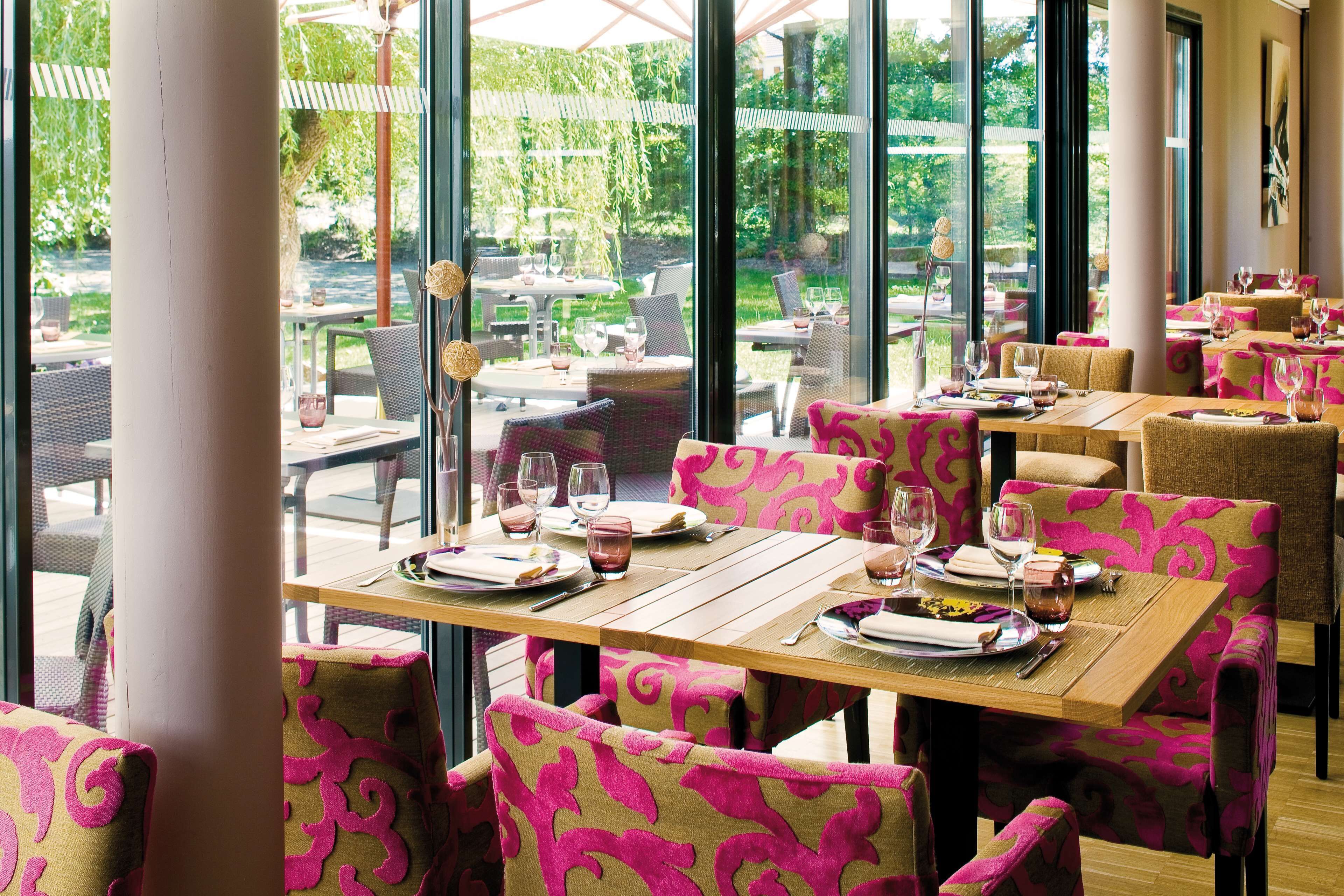 lunch and dinner served, local cuisine