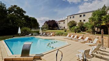 Piscine extérieure