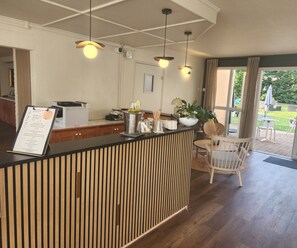 Reception - HOTEL NELL - AXELLE - MAISON TASSONI (Saint-Marcel)