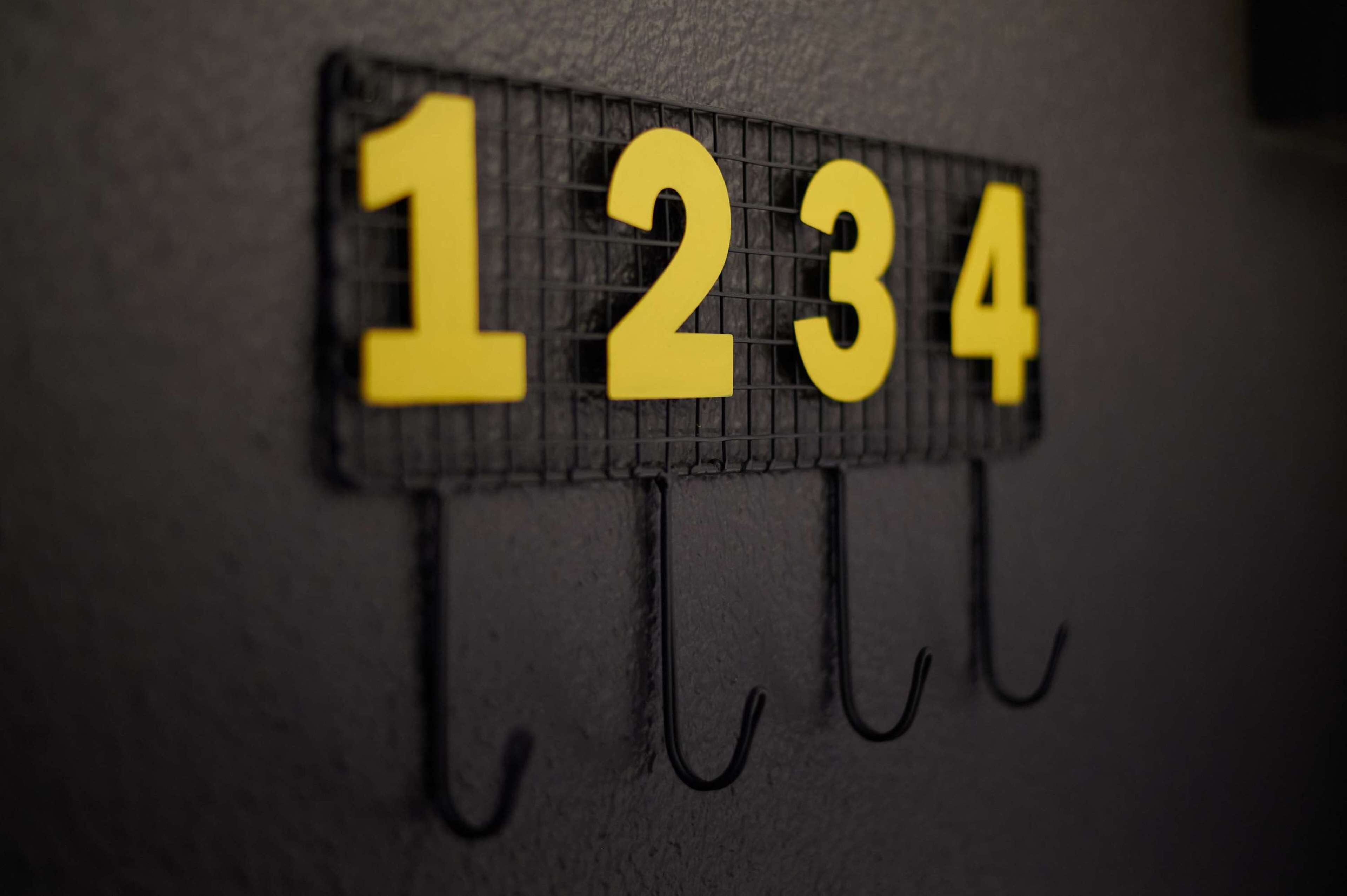 standard room, 2 single beds | desk, free wifi, bed sheets, alarm clocks