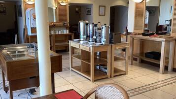 Daily buffet breakfast (EUR 15 per person)