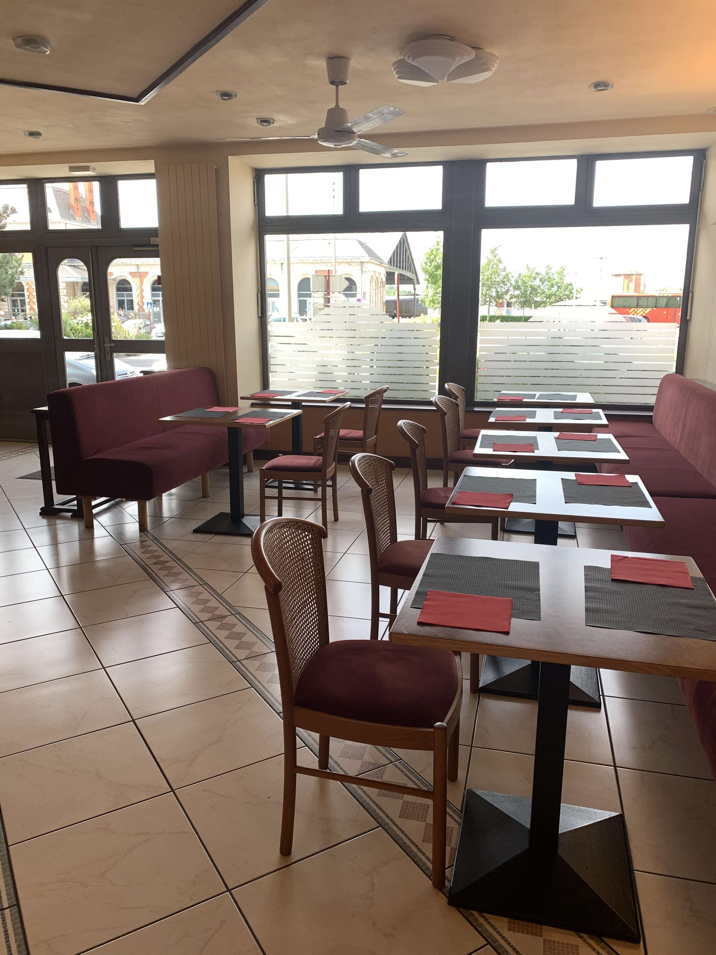 Daily buffet breakfast (EUR 15 per person)