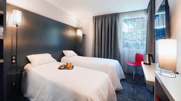 Standard-Zweibettzimmer | Schreibtisch, Bügeleisen/Bügelbrett, kostenloses WLAN, Bettwäsche