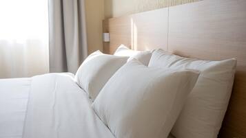 Kedap suara, internet, dan jam alarm