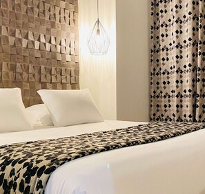 Standard Room, 1 Double Bed | In-room safe, individually furnished, desk, blackout drapes - Kyriad Chalon sur Saone Centre (Chalon-sur-Saone)