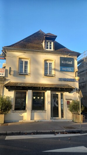 Façana frontal de l'allotjament