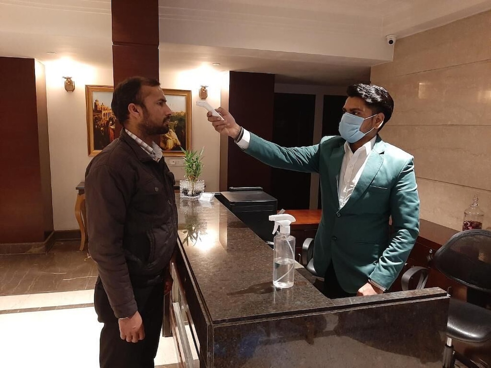 Hotel Golden Tower by null