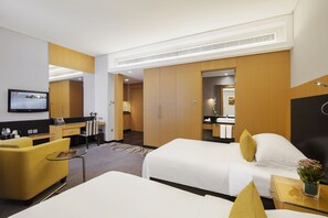 Hypoallergeen beddengoed, een minibar, een bureau, een laptopwerkplek