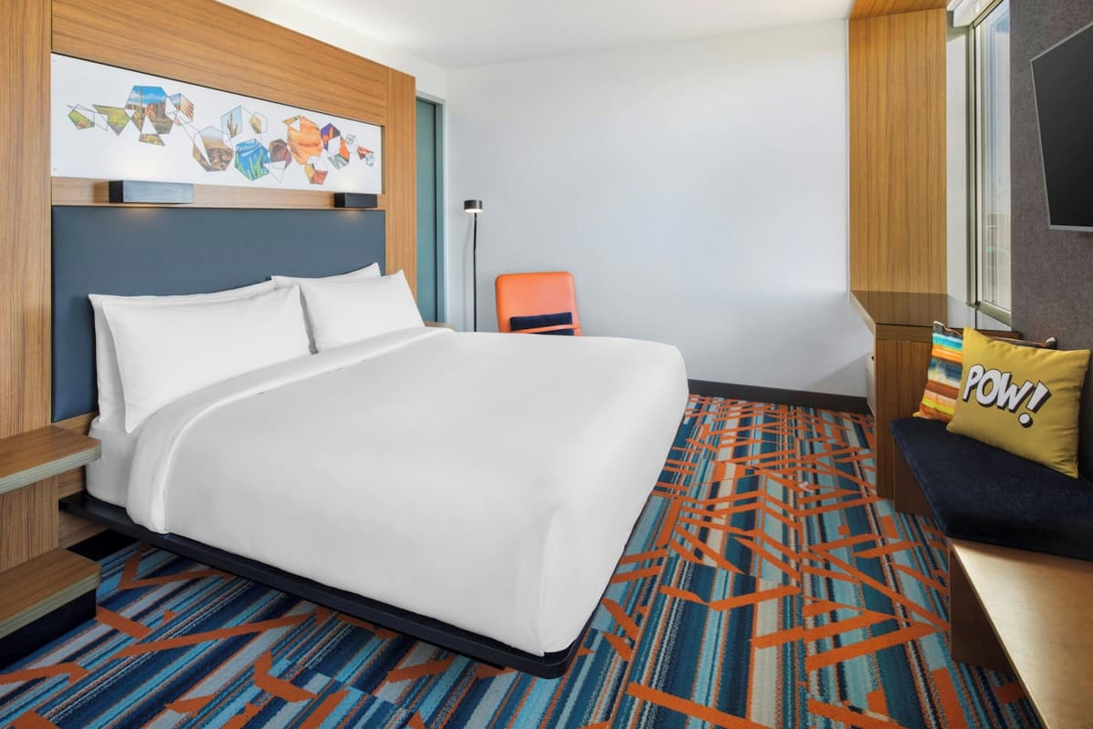 Hypo-allergenic bedding, pillowtop beds, in-room safe