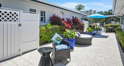 Hollywood Beach Suites