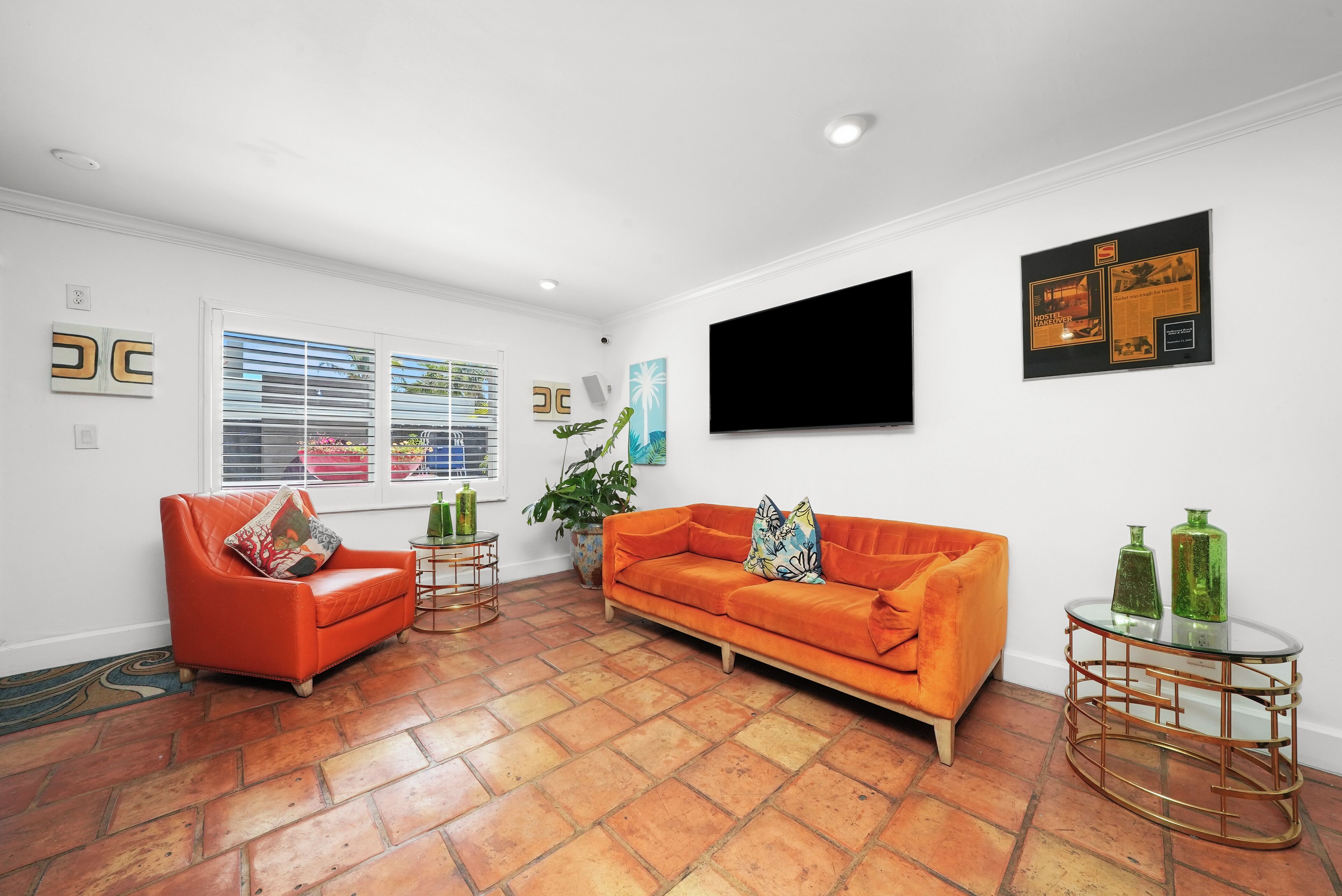 Photo - Hollywood Beach Suites and Hotel