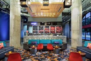 Bar (on property) - Aloft Dallas Downtown (Dallas)
