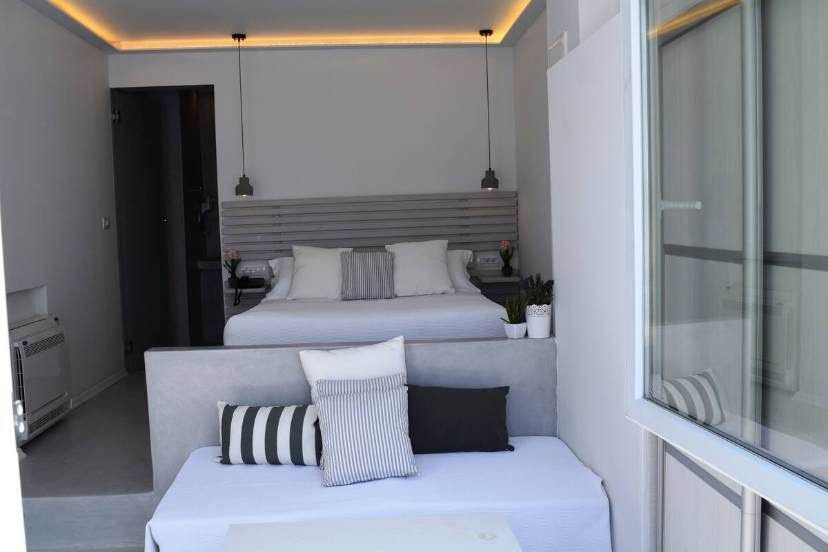Bộ đồ giường cao cấp, chăn bông, nệm Select Comfort, minibar