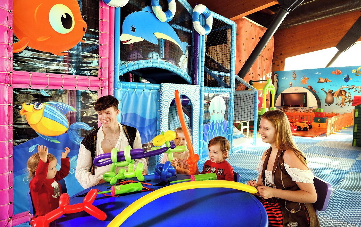 children’s play area – indoor