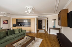 Svit Deluxe - icke-rökare - havsutsikt | Sängtillbehör av högsta kvalitet, duntäcken och Select Comfort-madrasser