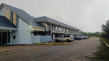 Tempat parkir