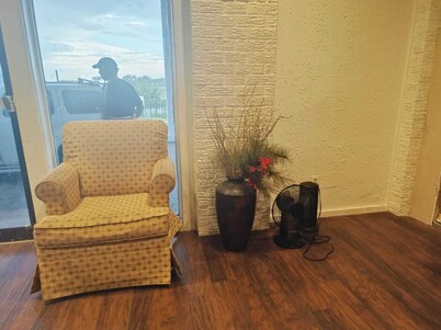 Sunset Inn by Hotel O Flatonia I - 10