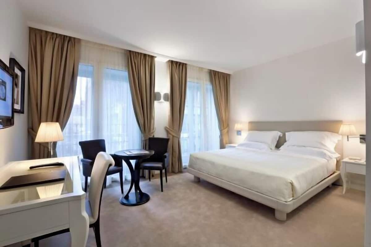Literie de qualité supérieure, couette en duvet d'oie, minibar