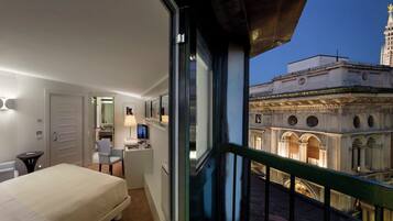 Suite (with Sofa Bed) | Premium bedding, down comforters, in-room safe, desk