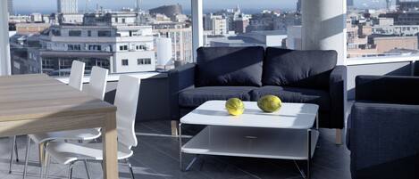 Télévision à écran plasma de 19 pouces avec chaînes numériques