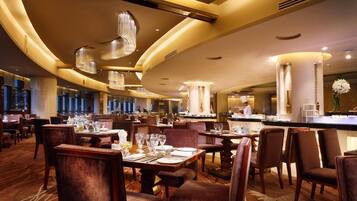 Breakfast, lunch and dinner served