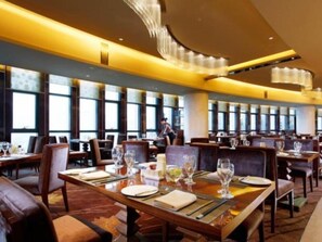 Frühstück, Mittagessen und Abendessen