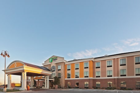 Exterior. Holiday Inn Express Hotel Suites Lubbock Southwest-Wolfforth by IHG
