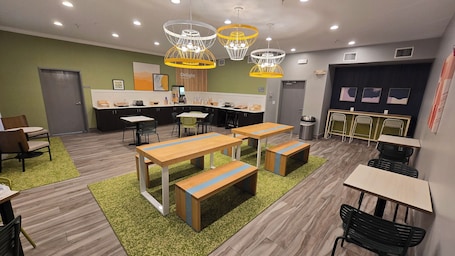 Desayuno continental incluido todos los días