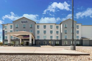 Exterior - Spark by Hilton Selma (Selma)