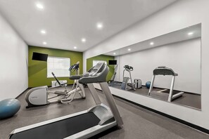 Fitness facility - Spark by Hilton Selma (Selma)