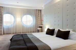 Desk, cribs/infant beds, rollaway beds, free WiFi - Hotel Swing (Kraków)