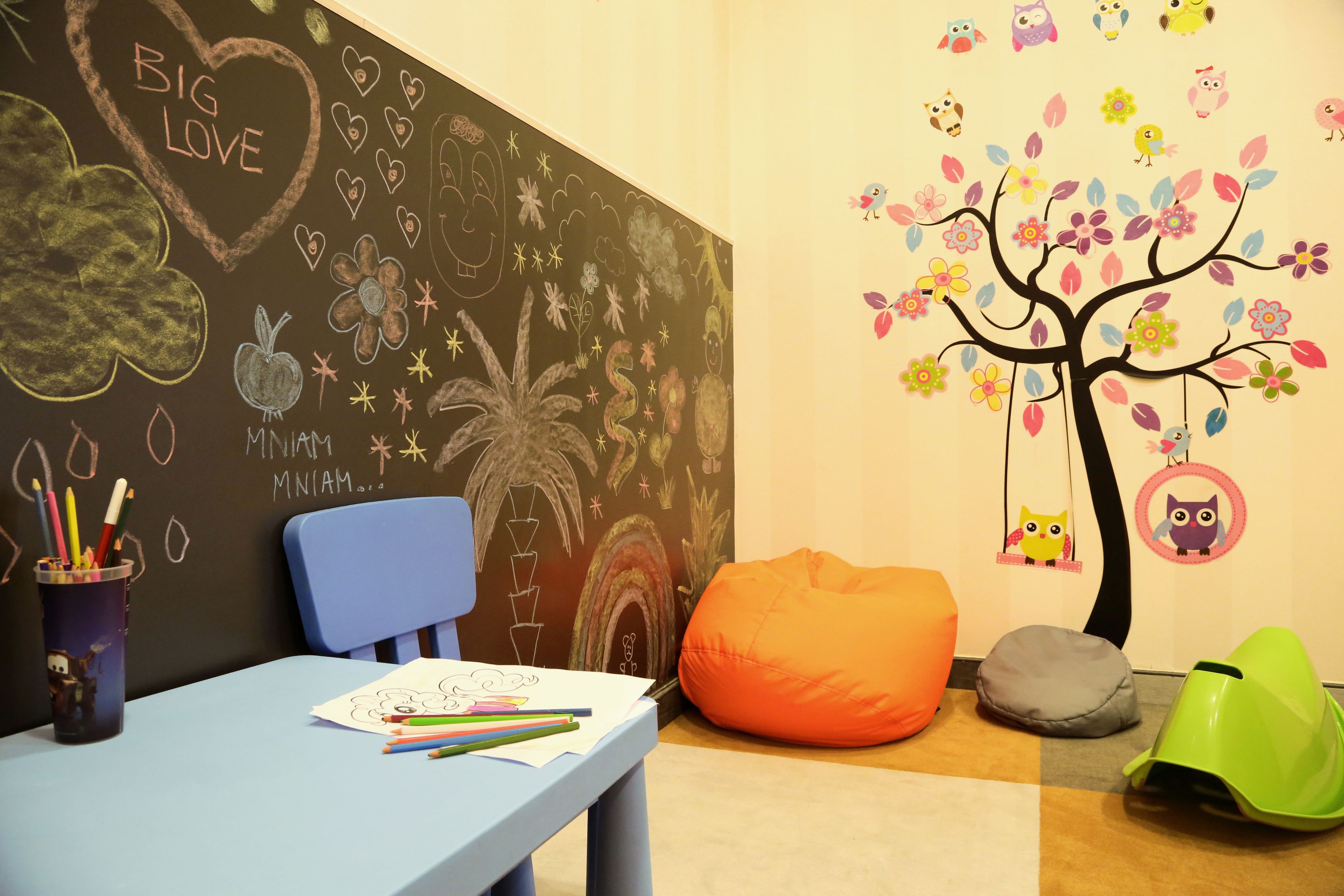 children’s play area – indoor