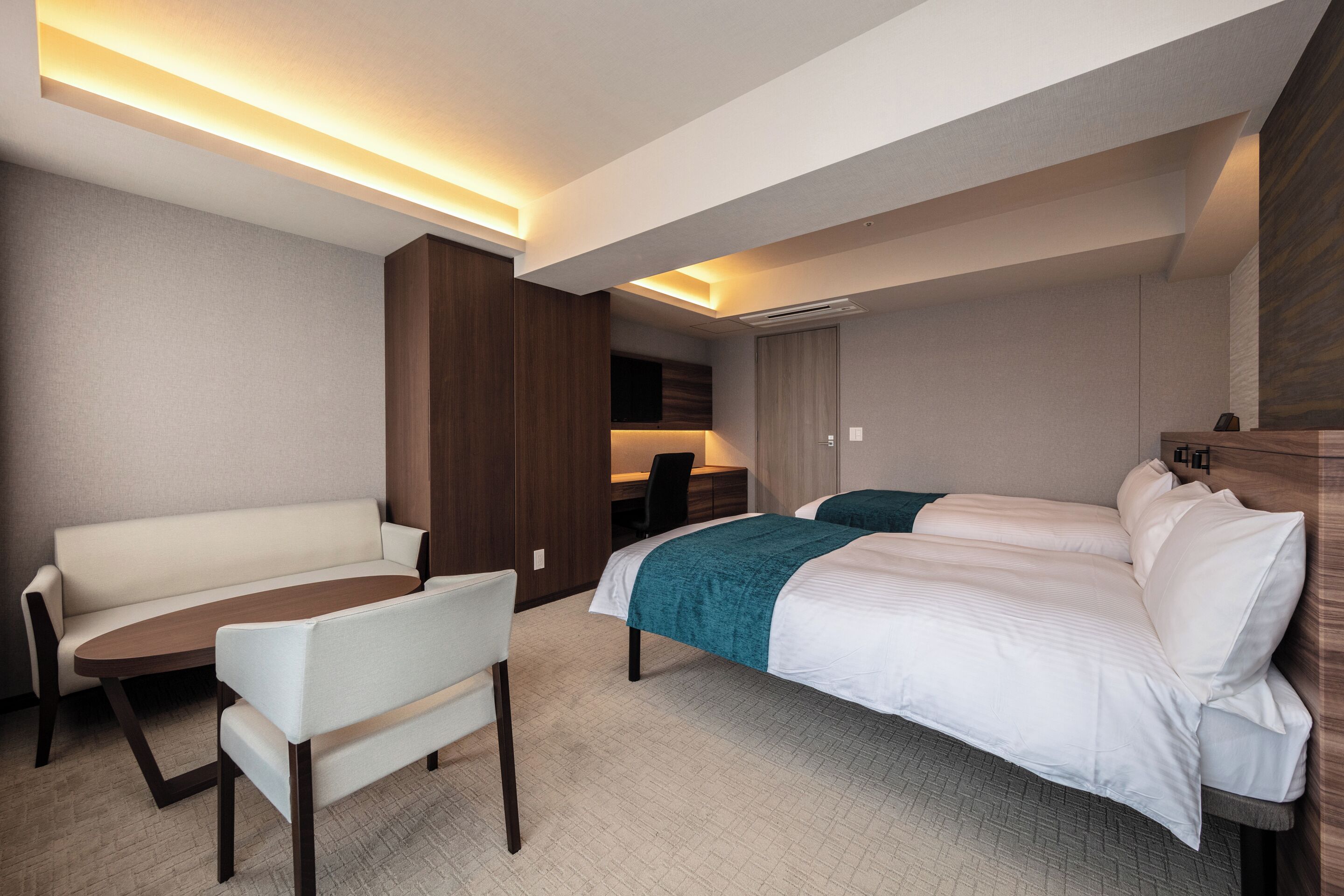 deluxe twin, new tower building, non smoking | 1 bedroom, iron/ironing board, free wifi, bed sheets