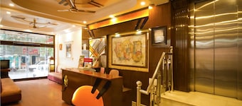 Hotel Grand Park Inn