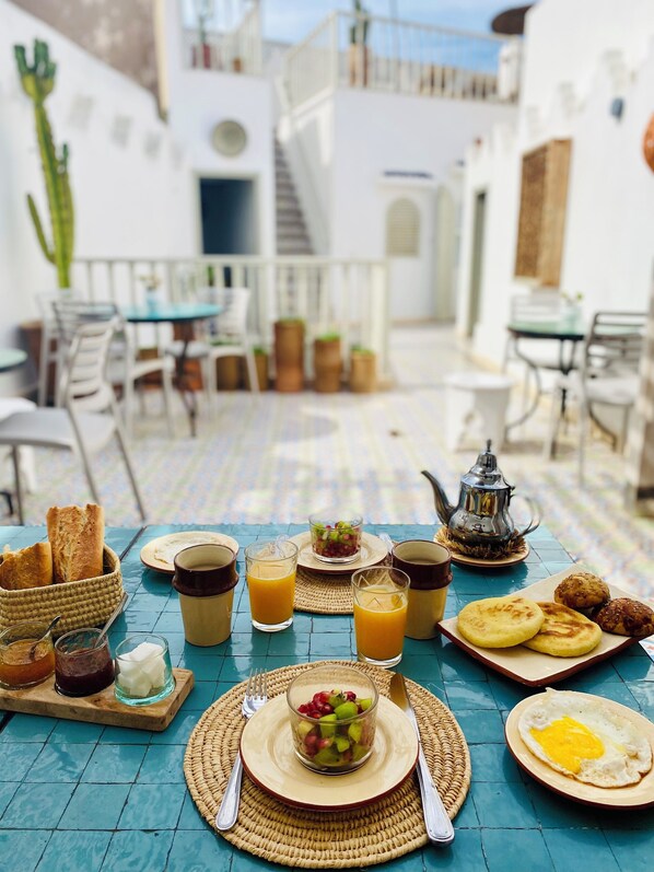 Free full breakfast - Riad l'Ayel d'Essaouira (Essaouira)