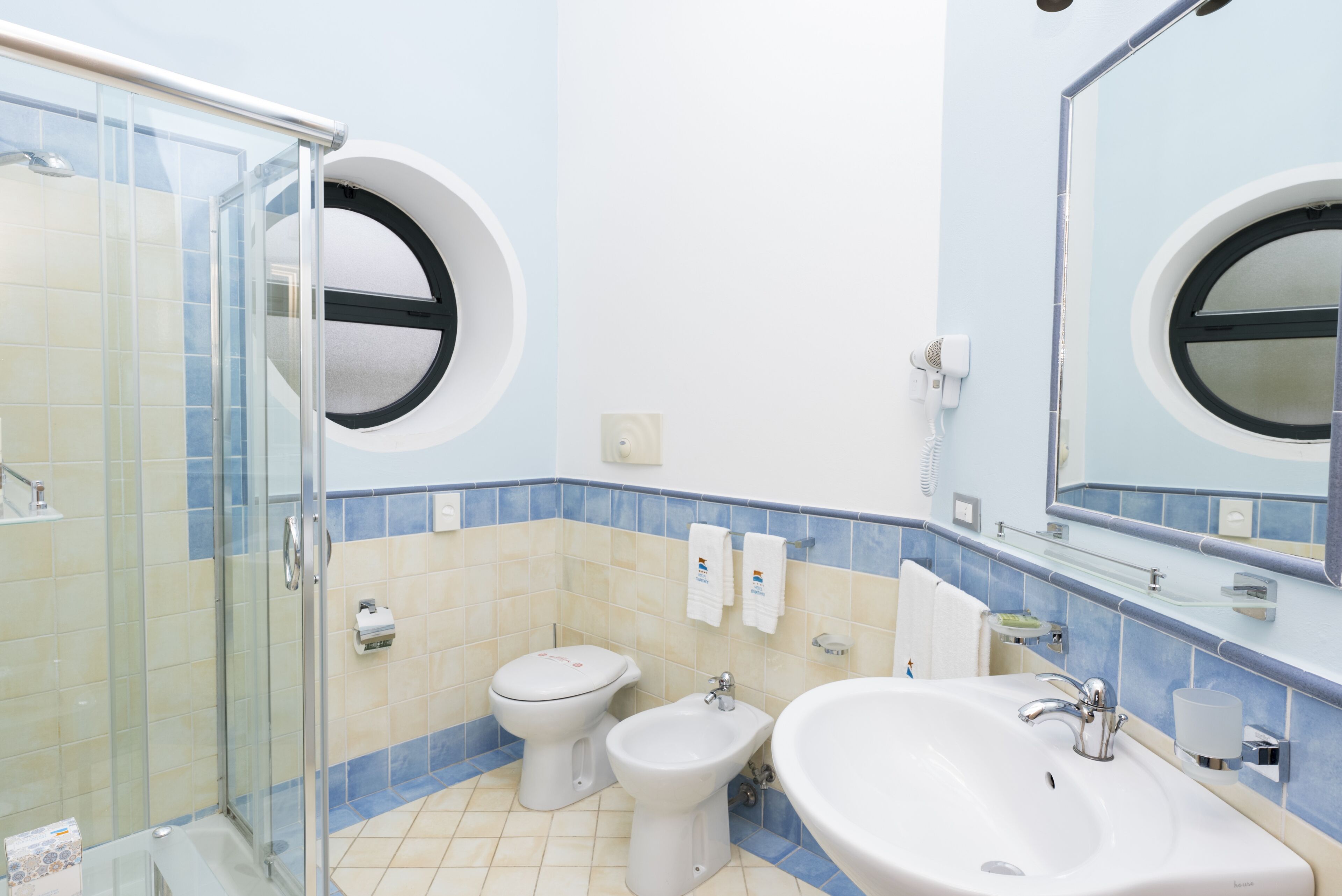 design penthouse, 1 queen bed | bathroom | free toiletries, hair dryer, bidet, towels